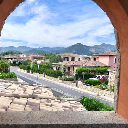 Iss Travel, La Ginestra - 2-Bedroom Apartment With Terrace And View Over Tavolara Island Сан-Теодоро Экстерьер фото